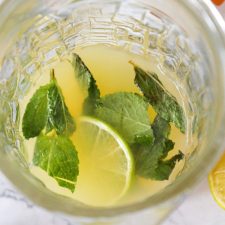 Non-Alcoholic Mojito Mocktail