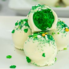 St Patrick's Day Cake Balls