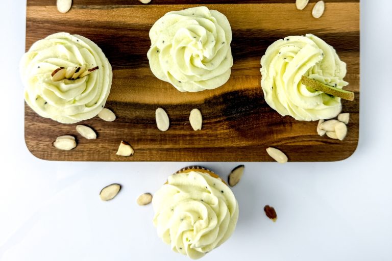 Almond Kiwi Cupcakes