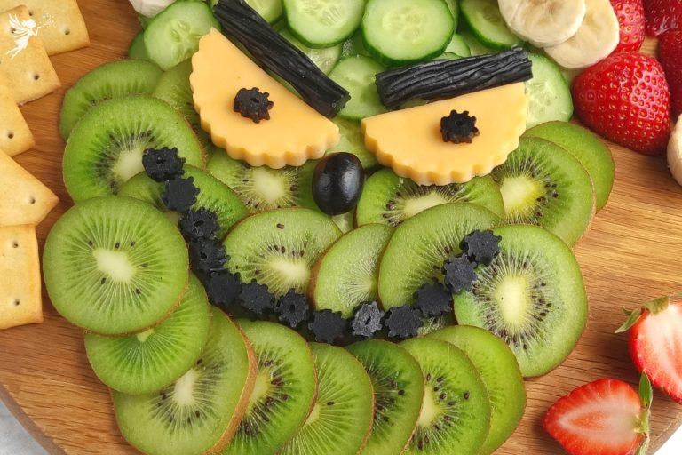 Grinch Charcuterie Board