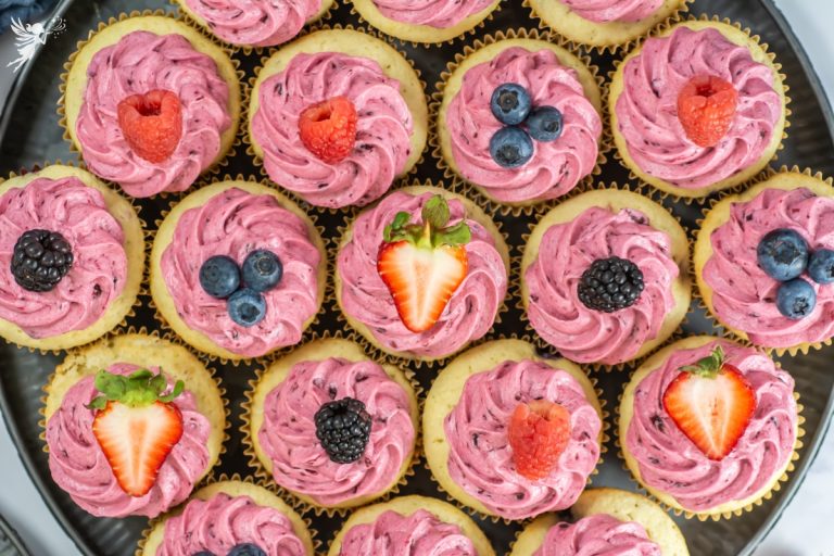 Mixed Berry Cupcakes