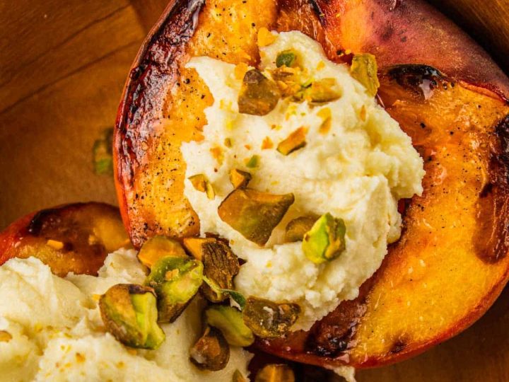 Grilled Peaches with Whipped Mascarpone and Pistachios