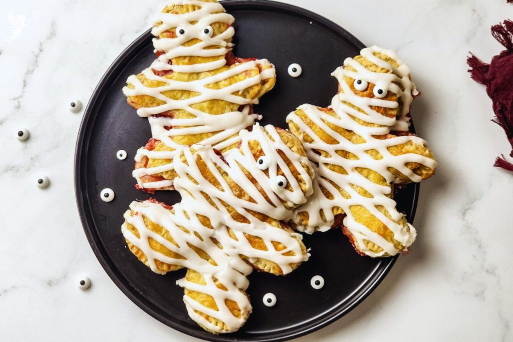 Mummy Halloween Pop Tarts
