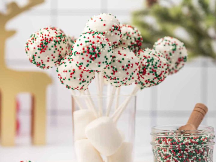 Christmas Cake Pops with Cake Mix