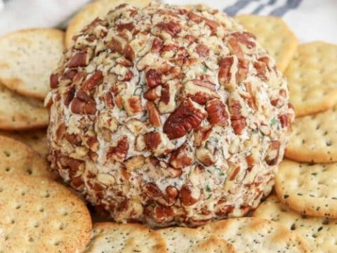 Garlic Pecan Cheese Ball
