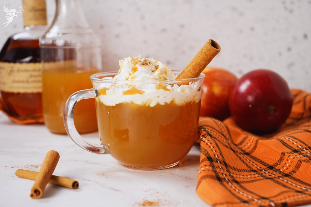 Hot Bourbon Caramel Apple Cider