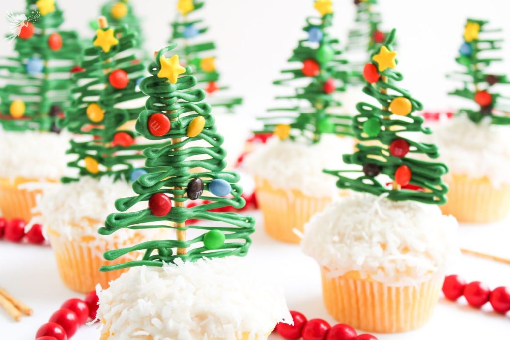 Christmas Tree Pretzel Cupcakes