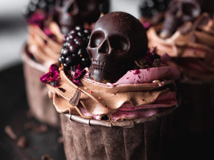 Vegan Blackberry Chocolate Skull Cupcakes
