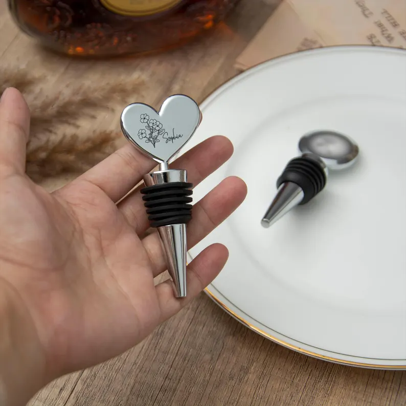 silver loverheart wine bottle stopper