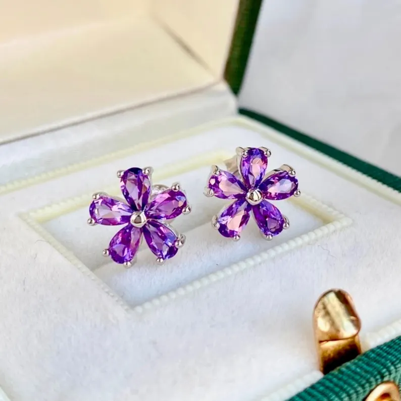 amethyst flower shaped stud earrings