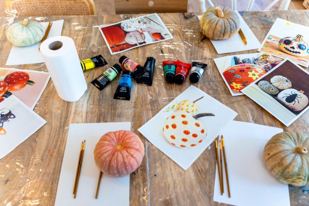 arts and crafts supplies fall table