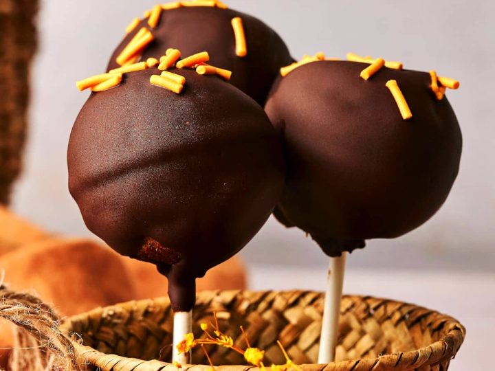 Pumpkin Spice Cake Pops