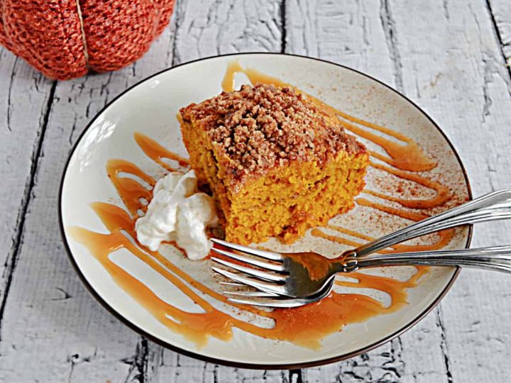 Pumpkin Spice Coffee Cake