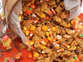 Pumpkin Spice Snack Mix